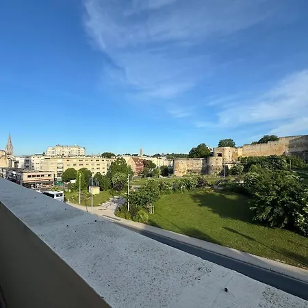 Apartment Family Near The Castle Of *